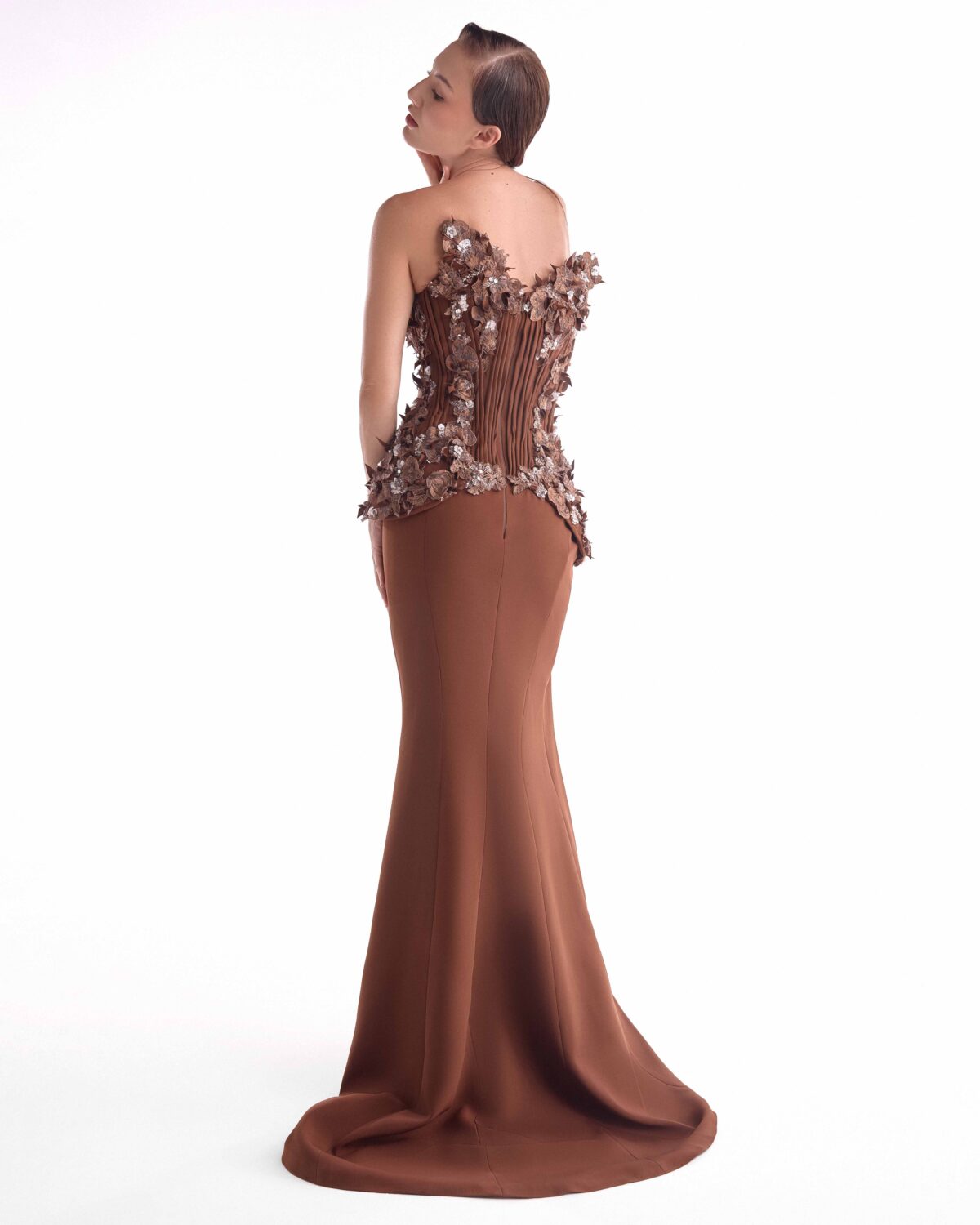 A Dangerous Kind of Elegance with Untamed Floral Seduction
