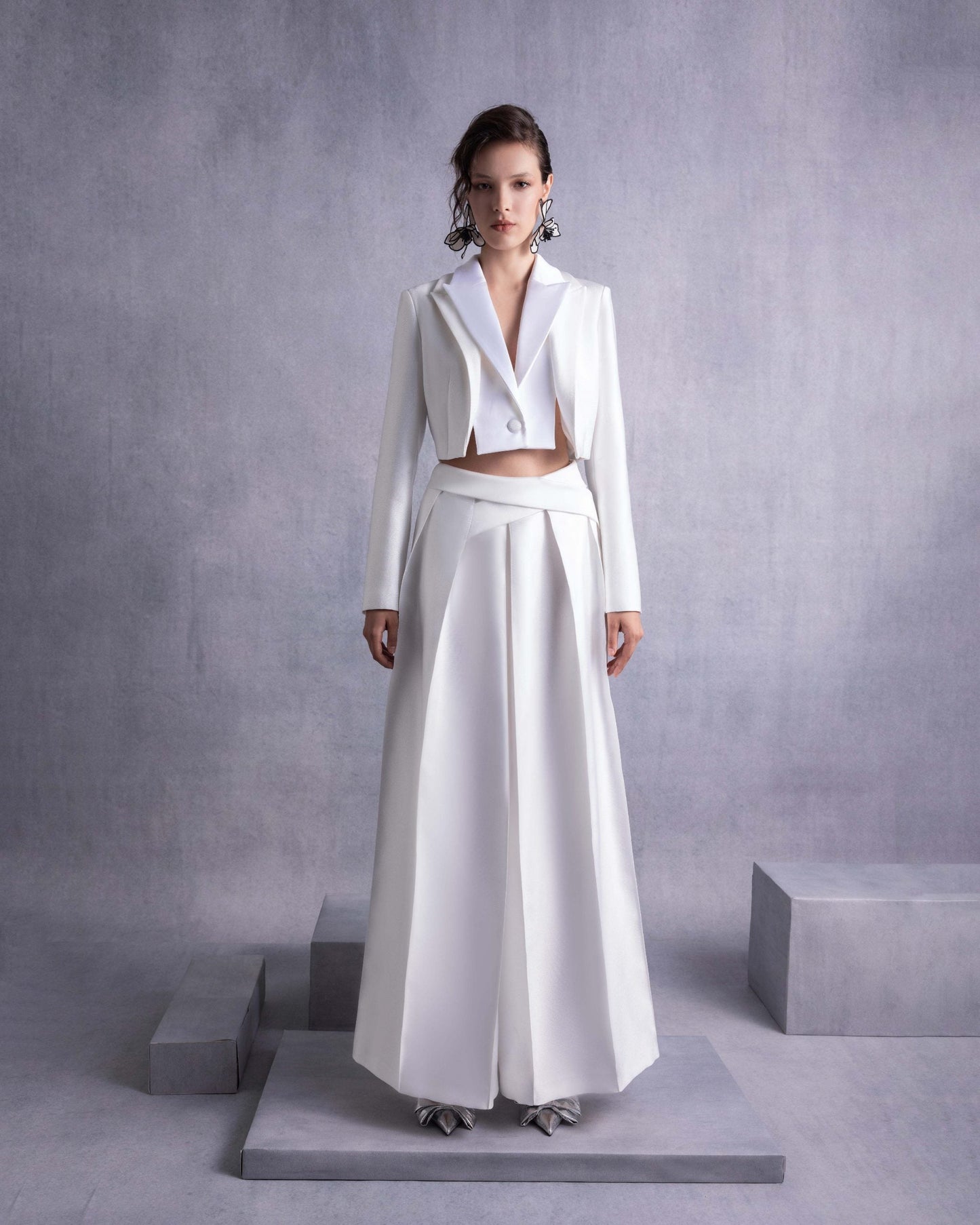Wide-Leg Piqué Pants with Pleated Front Detailing