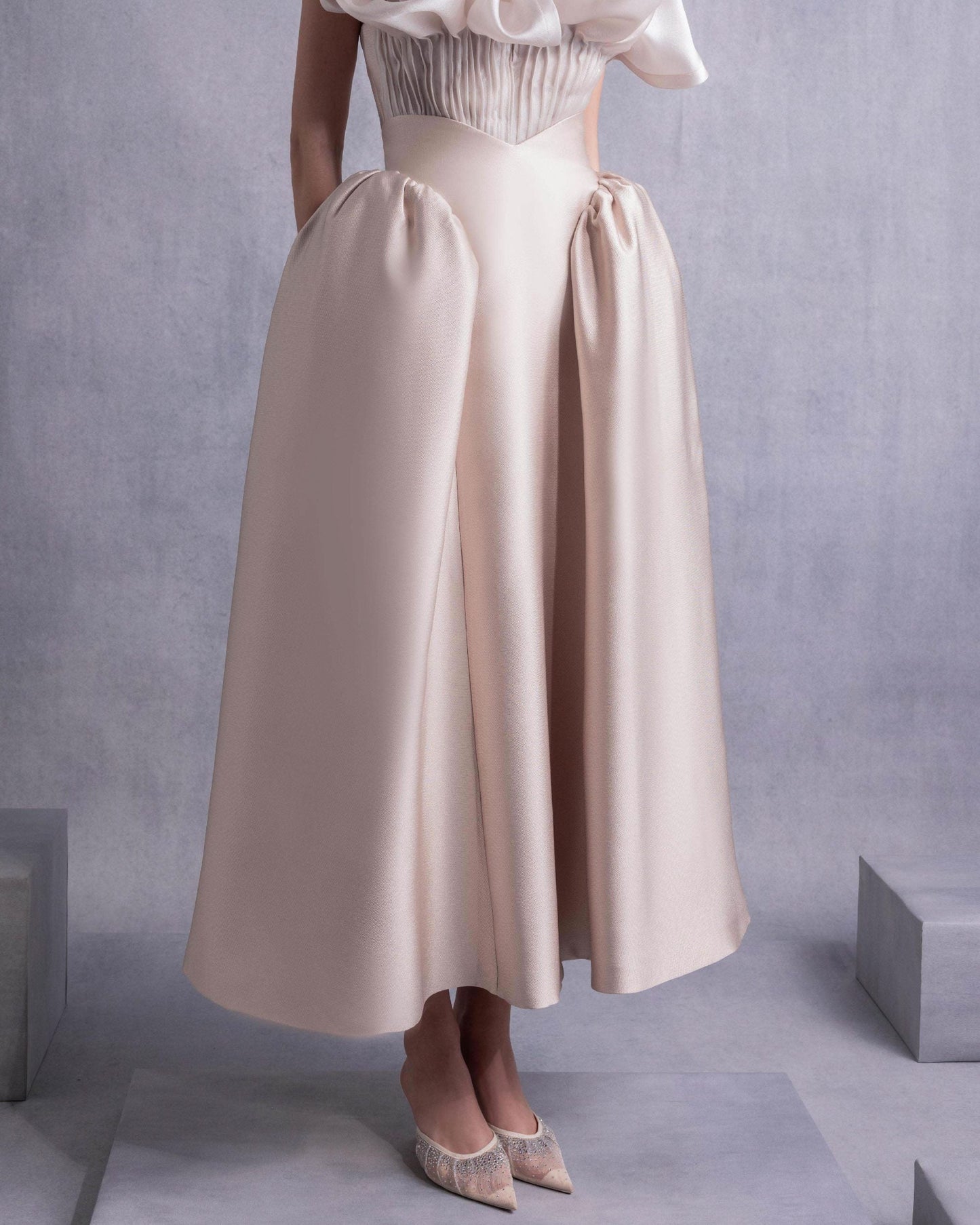 Voluminous High-Waist Piqué Midi Skirt