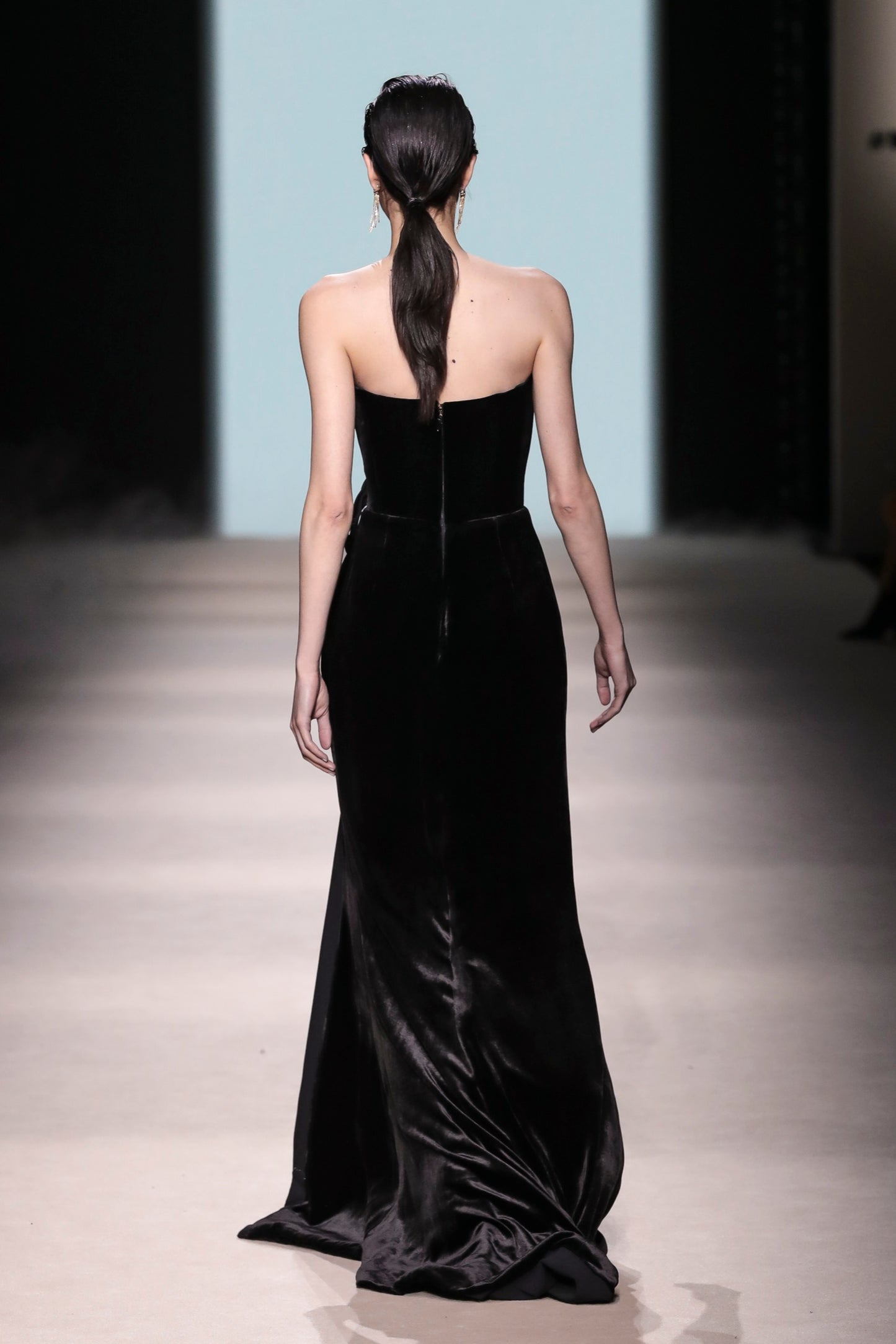 2526-18 Dress